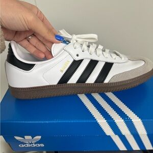 SAMBA OG SHOES- Adidas- 9.5 women- white and black.